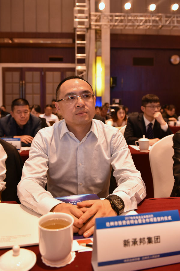 成都达州商会常务副会长李达锋.jpg 成都达州商会常务副会长李达锋.jpg