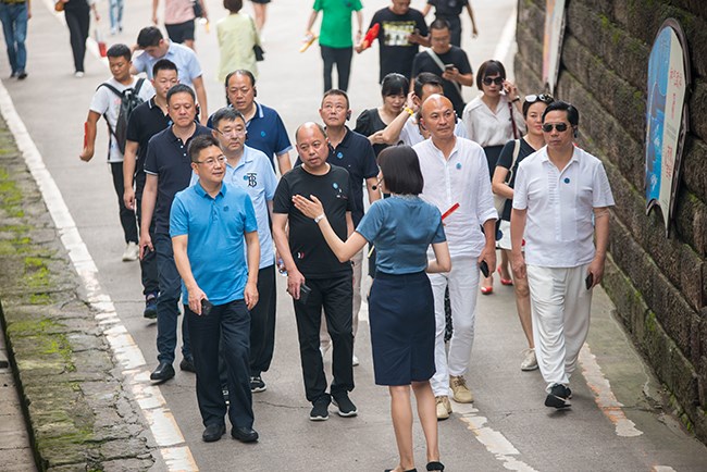 XLG_5386.jpg XLG_5386.jpg